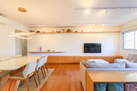 Apartamento à venda com 130m², 3 quartos e 1 vagaSala