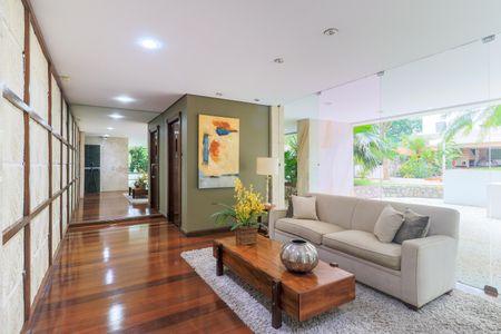 Apartamento à venda com 130m², 3 quartos e 1 vagaHall Social