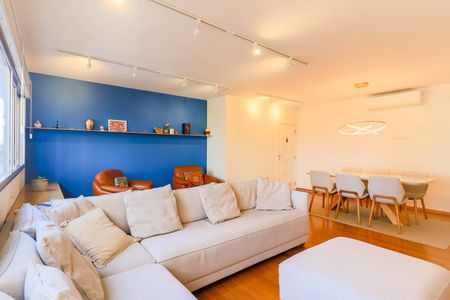 Apartamento à venda com 130m², 3 quartos e 1 vagaSala