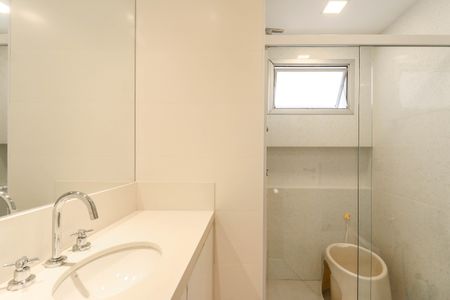 Apartamento à venda com 130m², 3 quartos e 1 vagaBanheiro