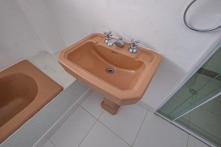 Apartamento à venda com 105m², 3 quartos e 1 vagaBanheiro da Suíte