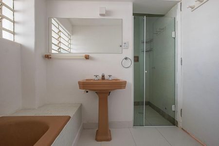 Apartamento à venda com 105m², 3 quartos e 1 vagaBanheiro da Suíte
