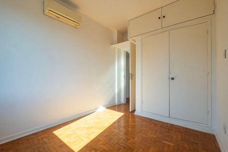 Apartamento à venda com 105m², 3 quartos e 1 vagaQuarto 2