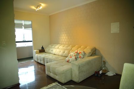 Apartamento à venda com 62m², 2 quartos e 2 vagasSala