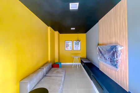 Apartamento à venda com 40m², 2 quartos e sem vagaÁrea comum