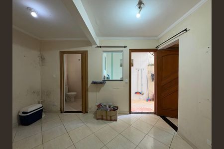 Casa à venda com 154m², 4 quartos e 2 vagas Casa à venda com 154m², 4 quartos e 2 vagasSala da edícula