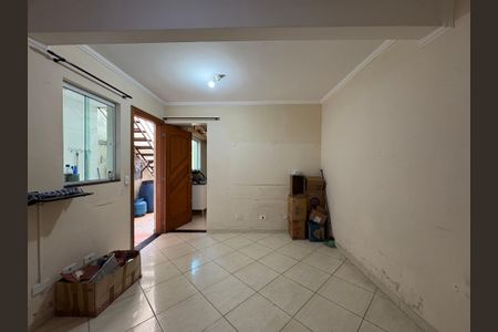 Casa à venda com 154m², 4 quartos e 2 vagas Casa à venda com 154m², 4 quartos e 2 vagasSala da edícula