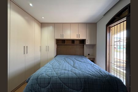 Casa à venda com 154m², 4 quartos e 2 vagas Casa à venda com 154m², 4 quartos e 2 vagasQuarto 1