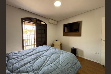 Casa à venda com 154m², 4 quartos e 2 vagas Casa à venda com 154m², 4 quartos e 2 vagasQuarto 1