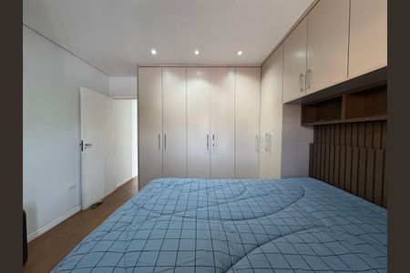 Casa à venda com 154m², 4 quartos e 2 vagas Casa à venda com 154m², 4 quartos e 2 vagasQuarto 1