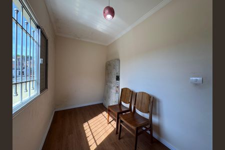 Casa à venda com 154m², 4 quartos e 2 vagas Casa à venda com 154m², 4 quartos e 2 vagasQuarto 2