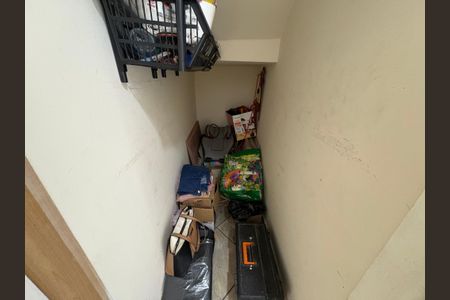 Casa à venda com 154m², 4 quartos e 2 vagas Casa à venda com 154m², 4 quartos e 2 vagasDepósito