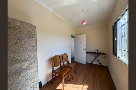 Casa à venda com 154m², 4 quartos e 2 vagas Casa à venda com 154m², 4 quartos e 2 vagasQuarto 2