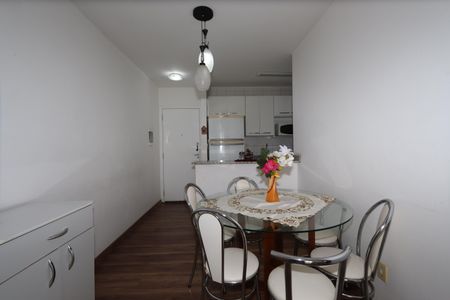 Sala de apartamento para alugar com 2 quartos, 50m² em Vila Antonieta, São Paulo