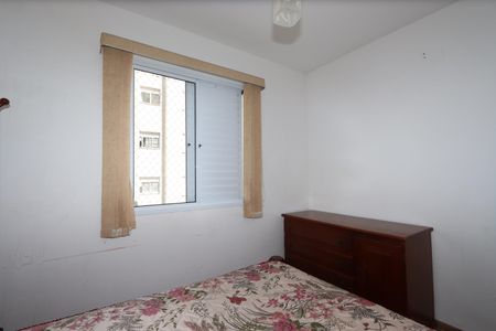 Quarto 1 de apartamento para alugar com 2 quartos, 50m² em Vila Antonieta, São Paulo
