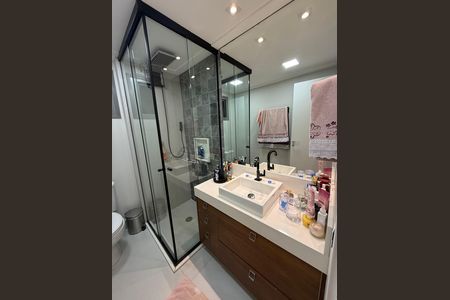 Banheiro 1 de apartamento para alugar com 2 quartos, 110m² em Cambuí, Campinas