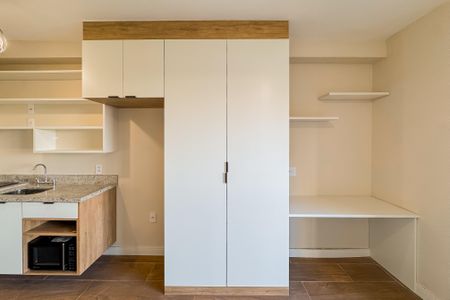 Studio para alugar com 22m², 1 quarto e sem vagaArmários