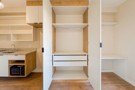 Studio para alugar com 22m², 1 quarto e sem vagaArmários
