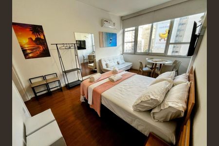 Studio à venda com 30m², 1 quarto e sem vagaFoto 02