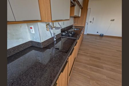 Apartamento à venda com 58m², 2 quartos e 1 vagaSala/Cozinha