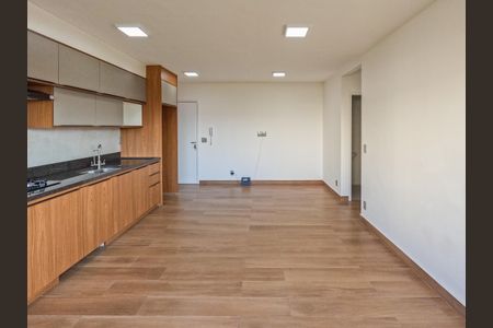 Apartamento à venda com 58m², 2 quartos e 1 vagaSala/Cozinha