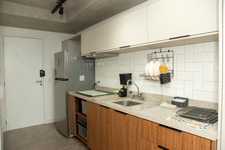 Studio para alugar com 33m², 1 quarto e sem vaga Studio para alugar com 33m², 1 quarto e sem vagaCozinha