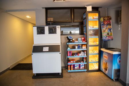 Studio para alugar com 33m², 1 quarto e sem vaga Studio para alugar com 33m², 1 quarto e sem vagaMercado