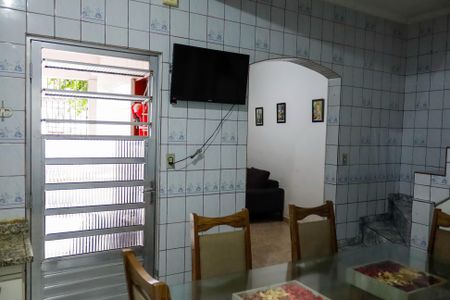 Casa à venda com 80m², 3 quartos e 1 vaga Casa à venda com 80m², 3 quartos e 1 vagaCozinha
