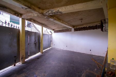 Casa para alugar com 120m², 2 quartos e 2 vagasQuintal