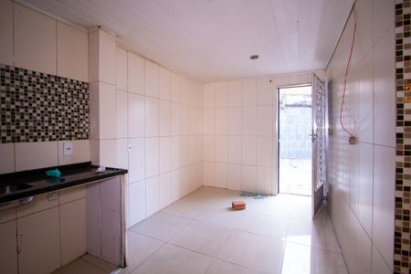 Casa para alugar com 120m², 2 quartos e 2 vagasCozinha