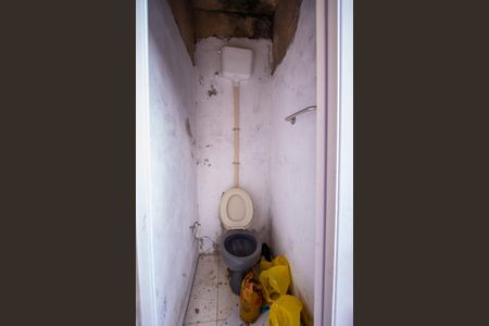 Casa para alugar com 120m², 2 quartos e 2 vagasBanheiro Externo