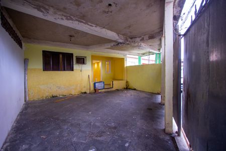 Casa para alugar com 120m², 2 quartos e 2 vagasQuintal