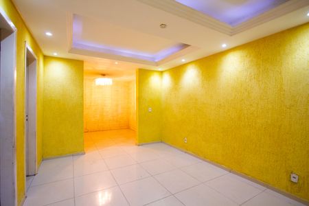 Sala de casa para alugar com 2 quartos, 120m² em Barro Vermelho, São Gonçalo