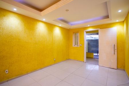Sala de casa para alugar com 2 quartos, 120m² em Barro Vermelho, São Gonçalo