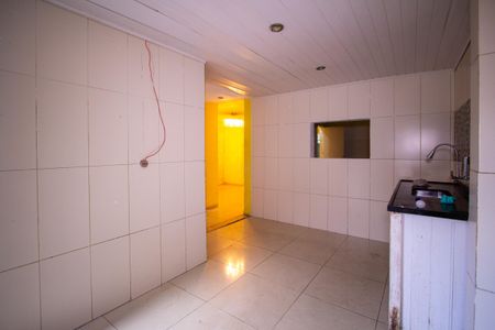Casa para alugar com 120m², 2 quartos e 2 vagasCozinha