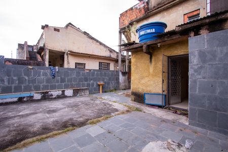 Casa para alugar com 120m², 2 quartos e 2 vagasQuintal