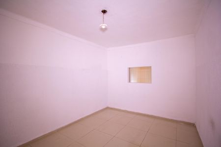 Casa para alugar com 120m², 2 quartos e 2 vagasQuarto 2