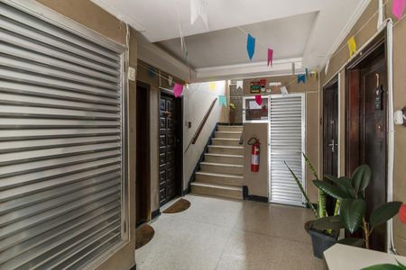 Apartamento à venda com 70m², 3 quartos e sem vaga Apartamento à venda com 70m², 3 quartos e sem vagaÁrea comum - Hall da entrada