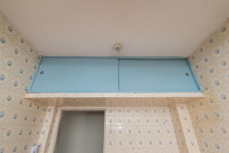 Apartamento à venda com 70m², 3 quartos e sem vaga Apartamento à venda com 70m², 3 quartos e sem vagaCozinha - Armários