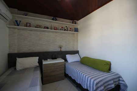 Casa à venda com 135m², 3 quartos e 1 vagaSuíte 1