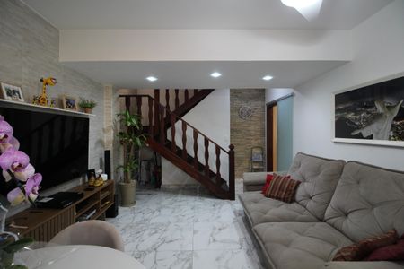 Sala de casa à venda com 3 quartos, 135m² em Taquara, Rio de Janeiro