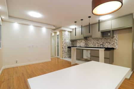 Sala de apartamento para alugar com 1 quarto, 40m² em Paraíso do Morumbi, São Paulo