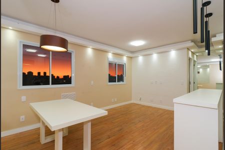 Sala de apartamento para alugar com 1 quarto, 40m² em Paraíso do Morumbi, São Paulo