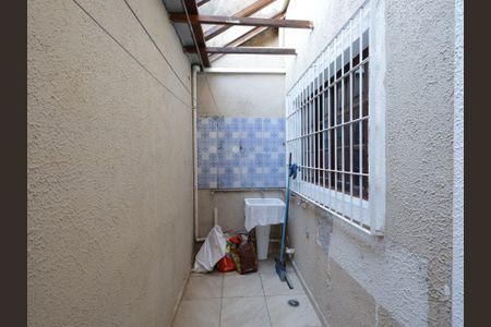 Casa à venda com 135m², 3 quartos e 2 vagasÁrea de Serviço