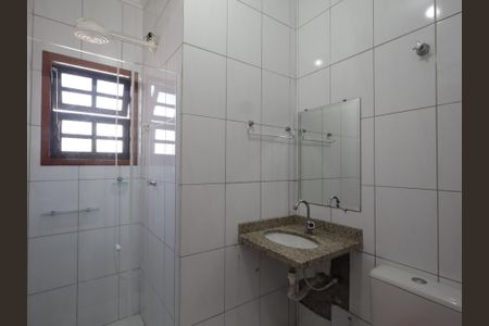 Casa à venda com 135m², 3 quartos e 2 vagasBanheiro