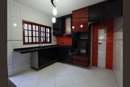Casa à venda com 135m², 3 quartos e 2 vagasCozinha
