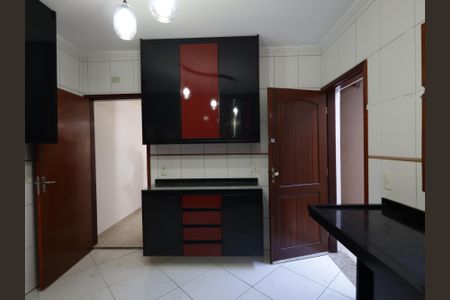 Casa à venda com 135m², 3 quartos e 2 vagasCozinha