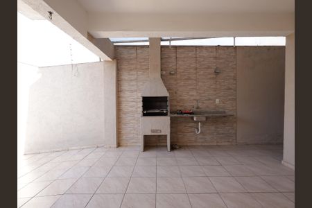 Casa à venda com 135m², 3 quartos e 2 vagasChurrasqueira