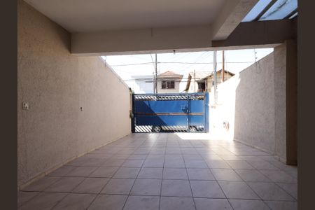 Casa à venda com 135m², 3 quartos e 2 vagasGaragem