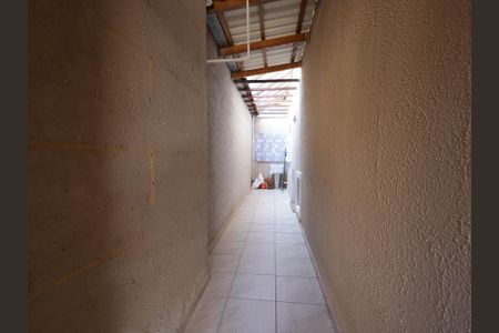 Casa à venda com 135m², 3 quartos e 2 vagasCorredor